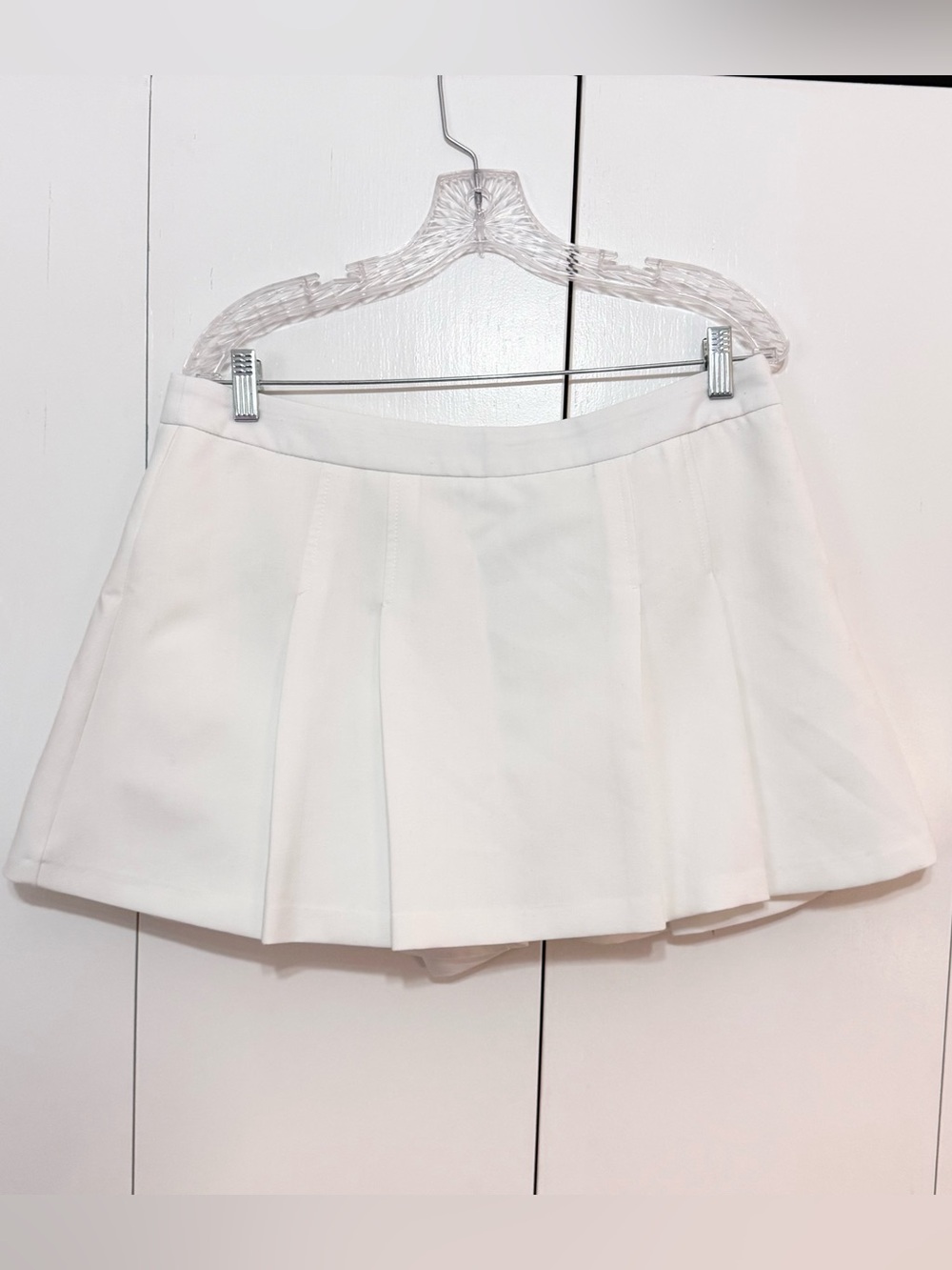 Zara White Pleated Mini Skort